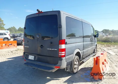 2015 Mercedes-Benz Sprinter 2500 Normal Roof z USA, uszkodzony, nr VIN WDZPE7CC9FP107871